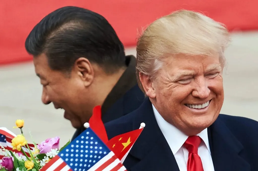 Си Цзиньпин и Трамп провели телефонный разговор