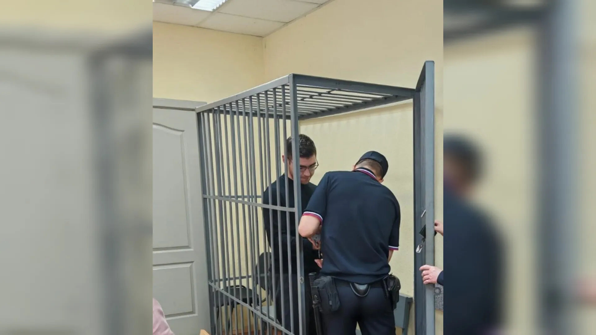 Редактора Ura.ru Аллаярова отправили в СИЗО по делу о взятке