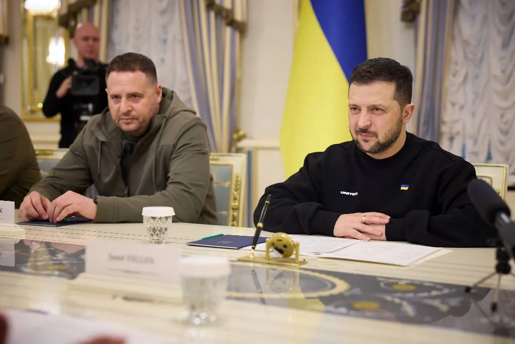 5%: Общественник рассказал о реальном распределении власти внутри киевского режима