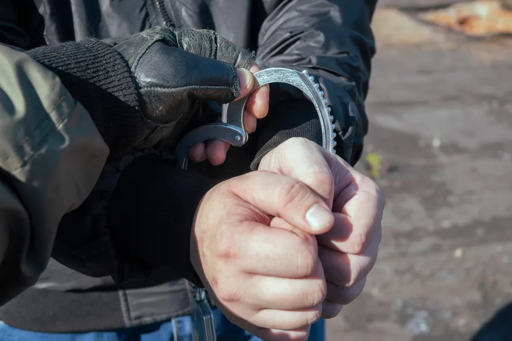 Двое мужчин задержаны за подготовку терактов на объектах Минобороны