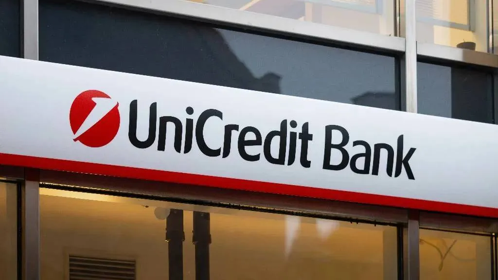 Итальянский суд обязал банк UniCredit покинуть Россию