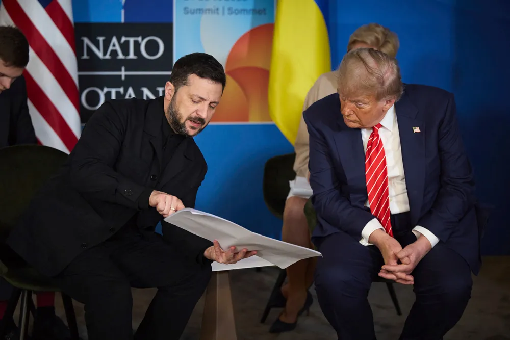 Зеленский избавился от одежды «сумасшедшего» ради встречи с Трампом на саммите НАТО