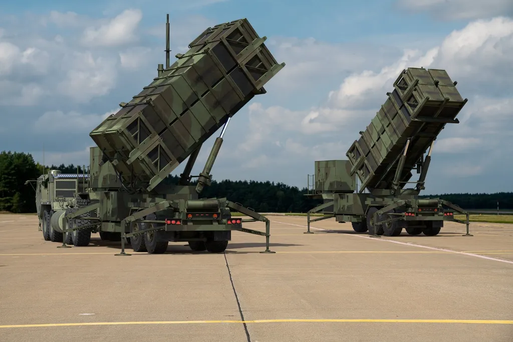США обсуждают передачу Украине ракет меньшей дальности и боеприпасов