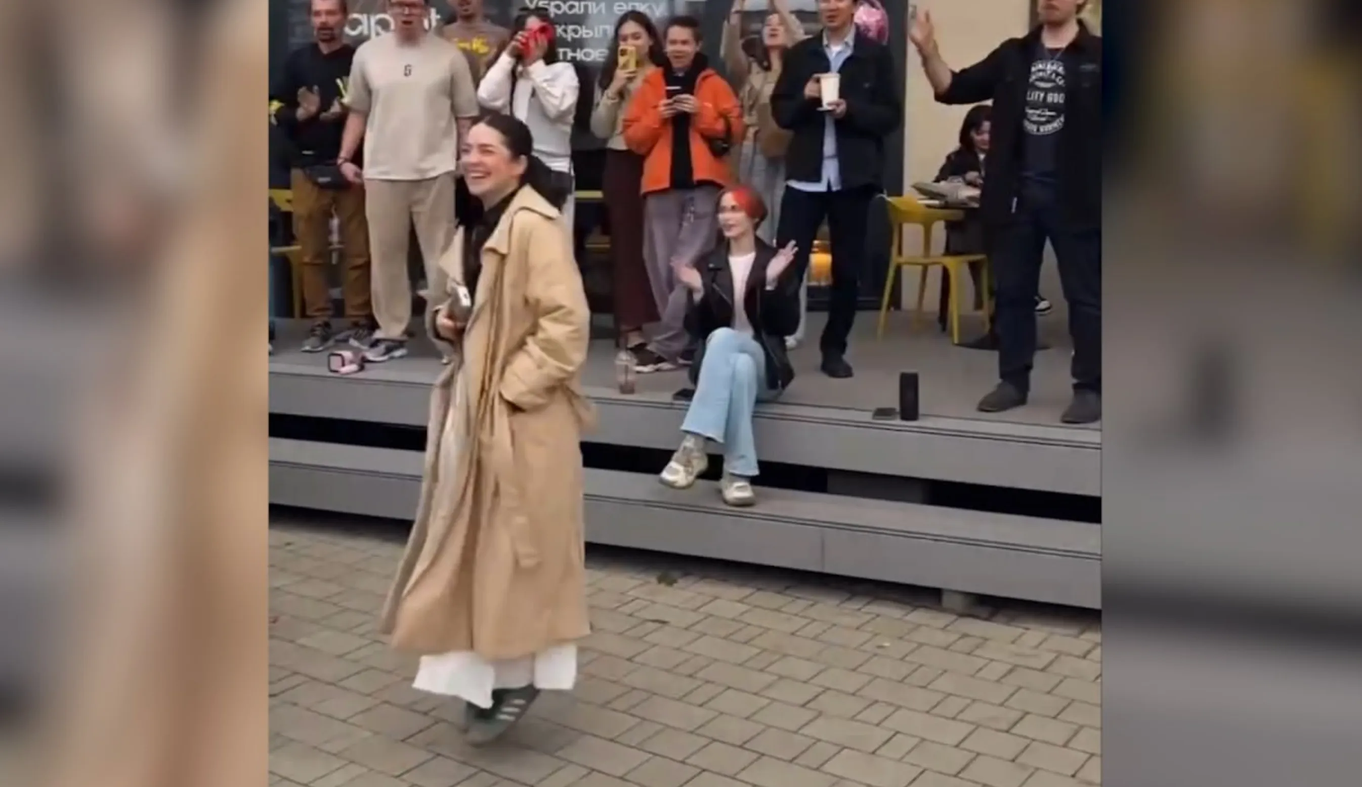 Москвичка, у которой нет друзей, пригласила на день рождения незнакомцев в соцсетях — пришло 100 человек