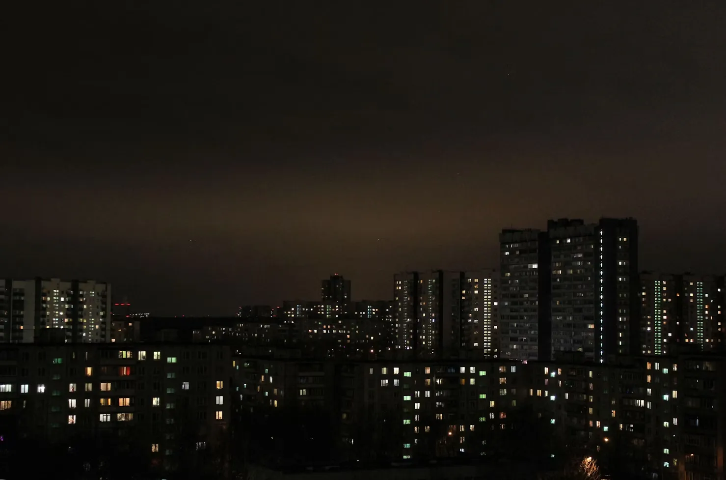 Уничтожен третий летевший на Москву беспилотник