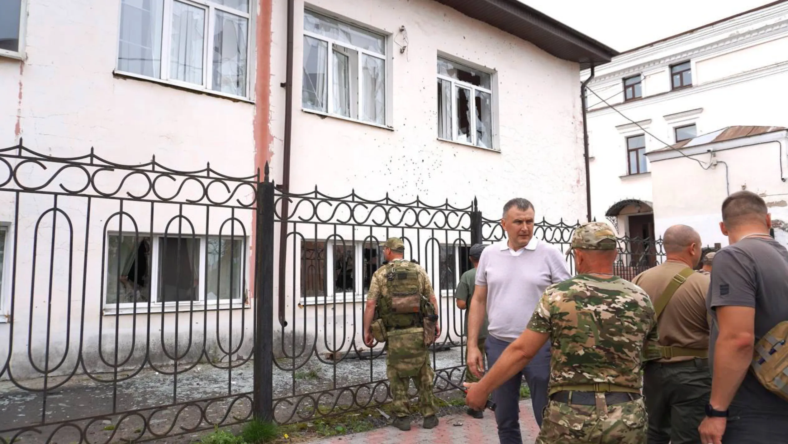 Дрон ВСУ атаковал авиационный колледж в курском Рыльске
