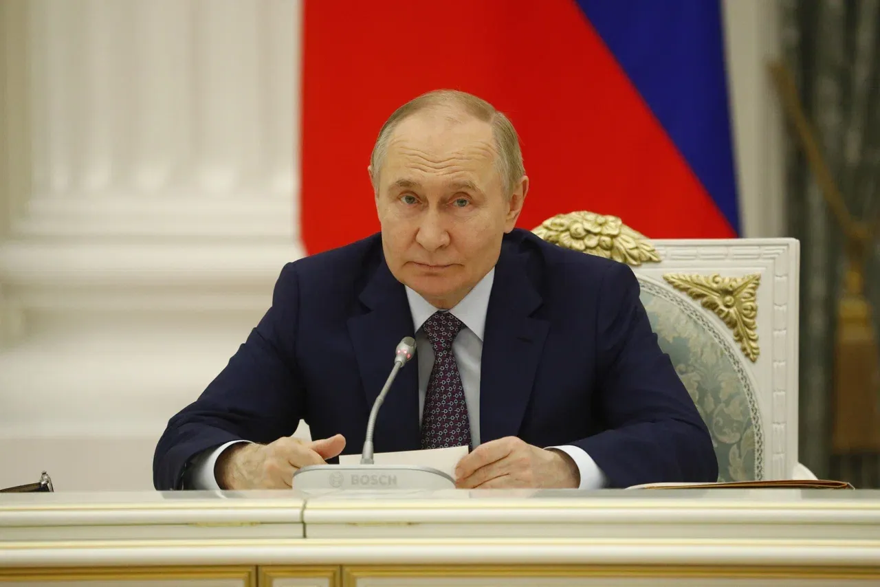 Путин поручил подготовить предложения по строительству ВСМ