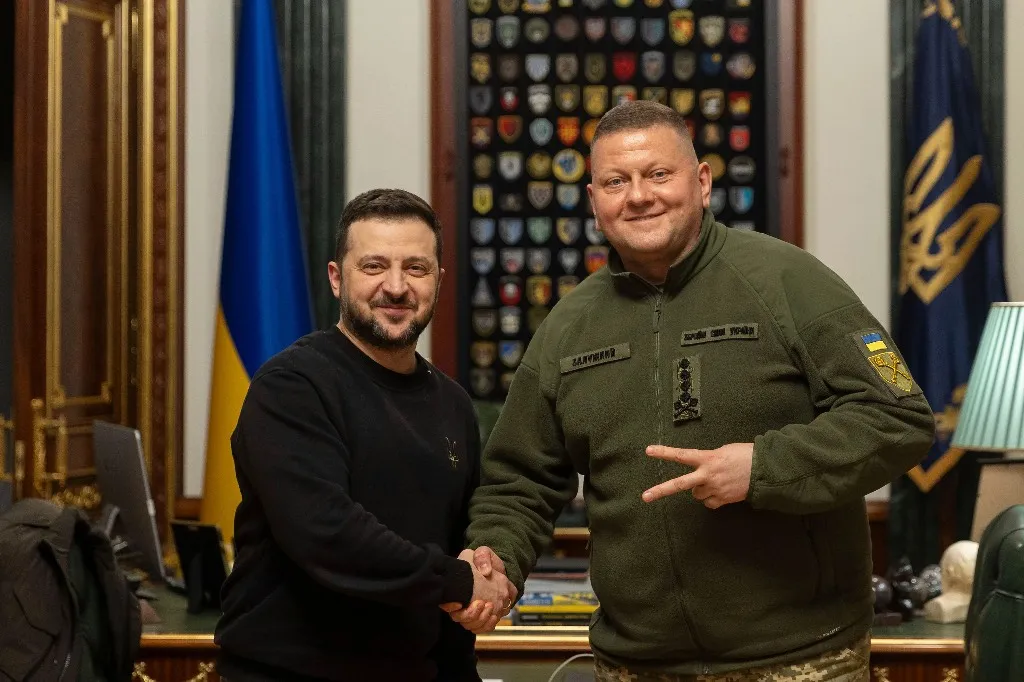 «Патологический предатель»: США могут «скинуть» Зеленского ради Залужного
