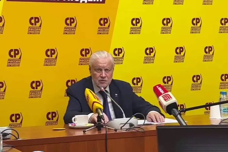 «Перебьются»: Миронов назвал идиотами западных политиков, жаждущих развязать войну с Россией