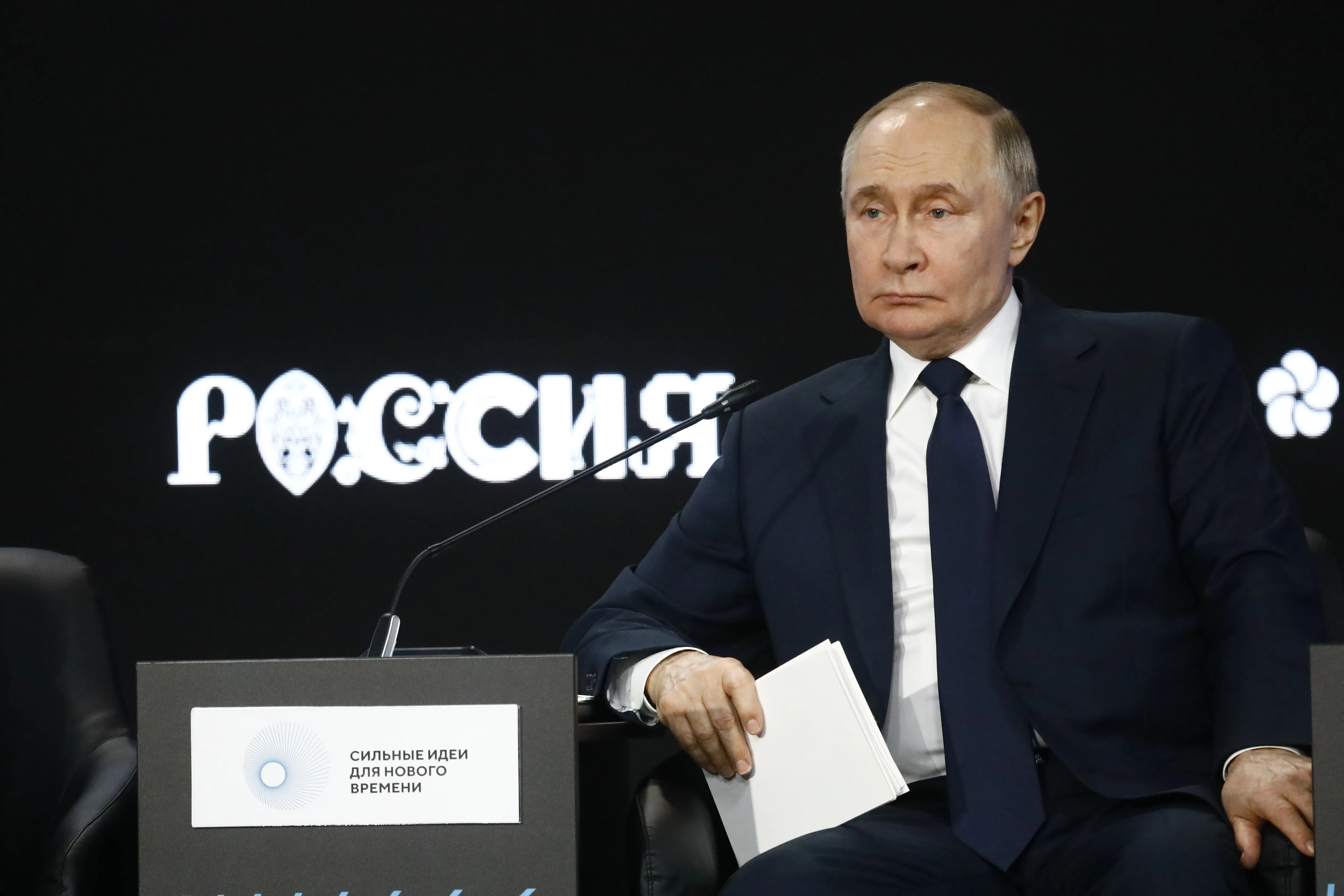 Путин: Россия приветствует тех, кто переезжает в РФ с хорошим образованием