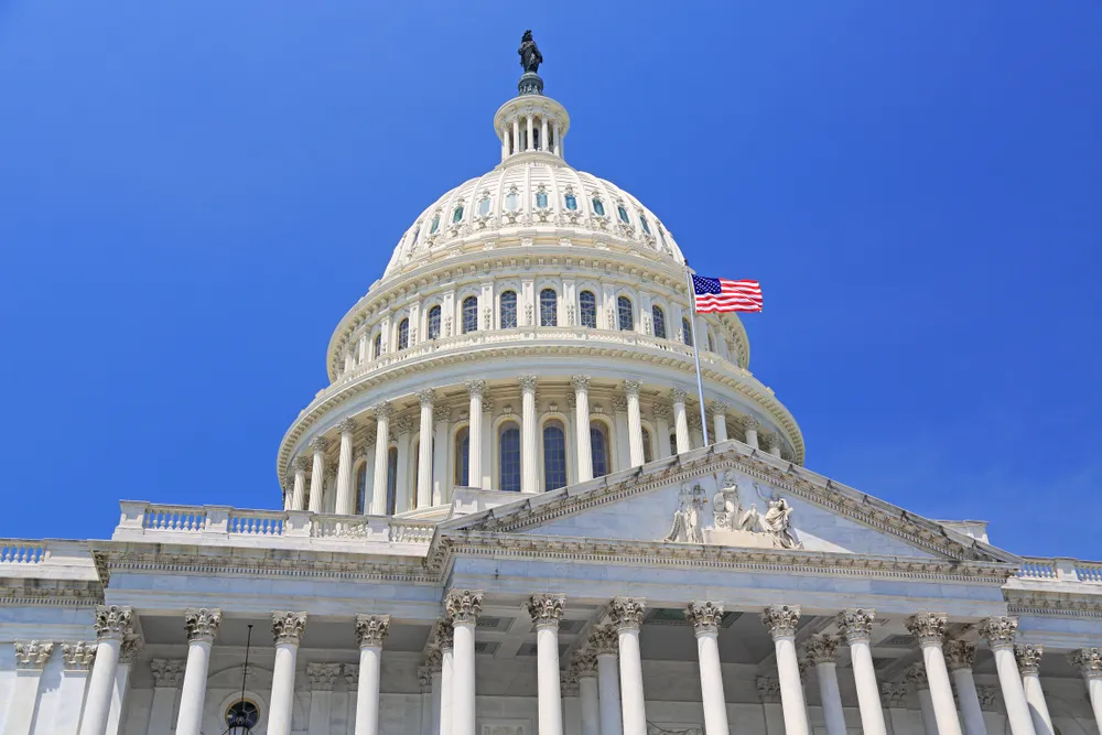 США ввели крупнейший пакет санкций против Ирана