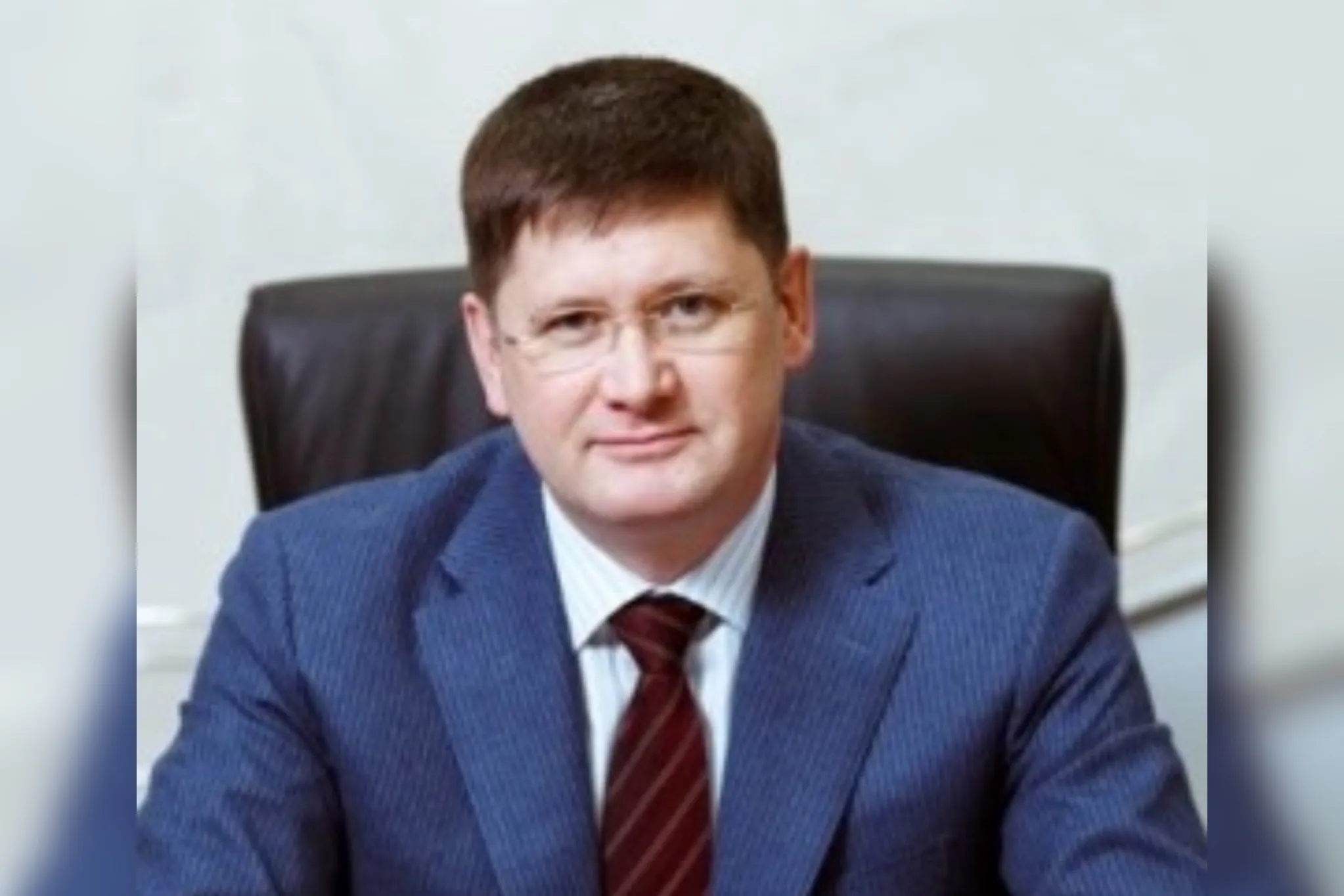 В Берёзовском со второй попытки избрали мэра после скандала с водителем и его женой
