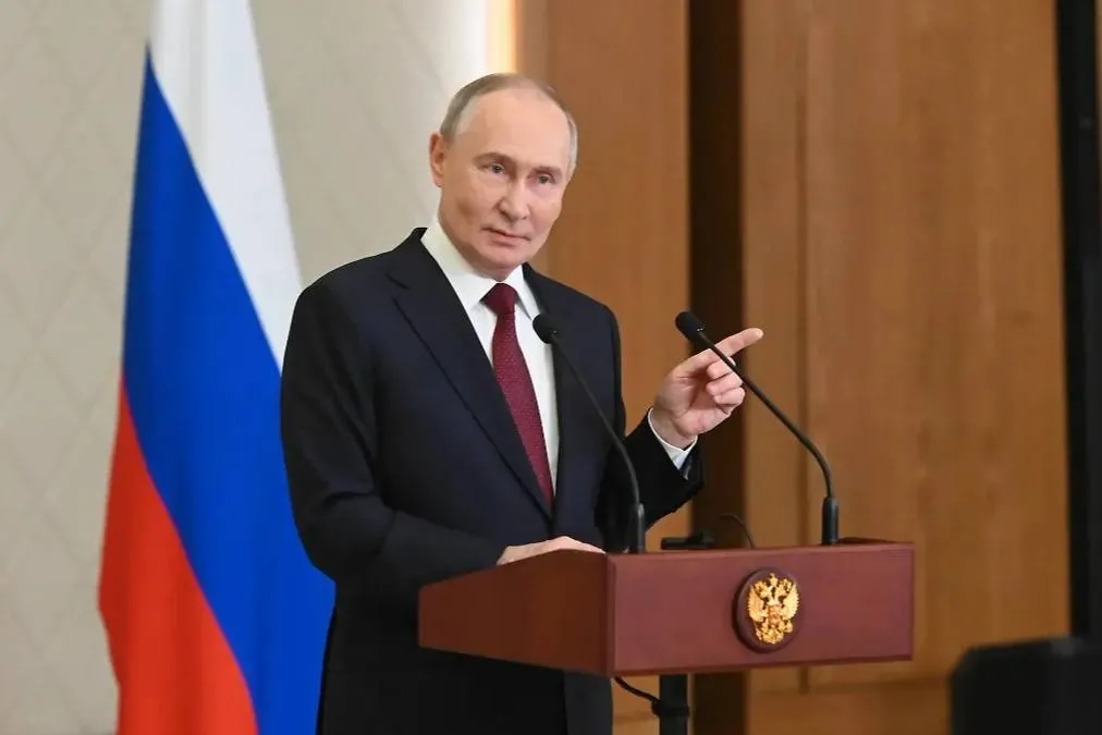 Пытавшегося пройти к Путину художника увезли в психбольницу