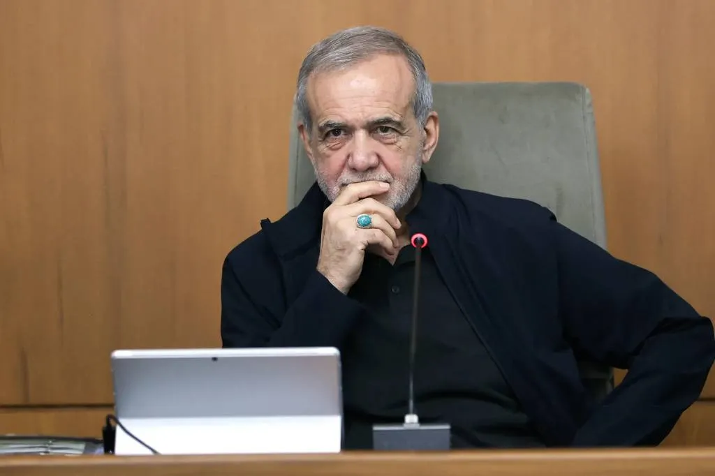 Президент Ирана Пезешкиан рассказал Карлсону о попытке покушения
