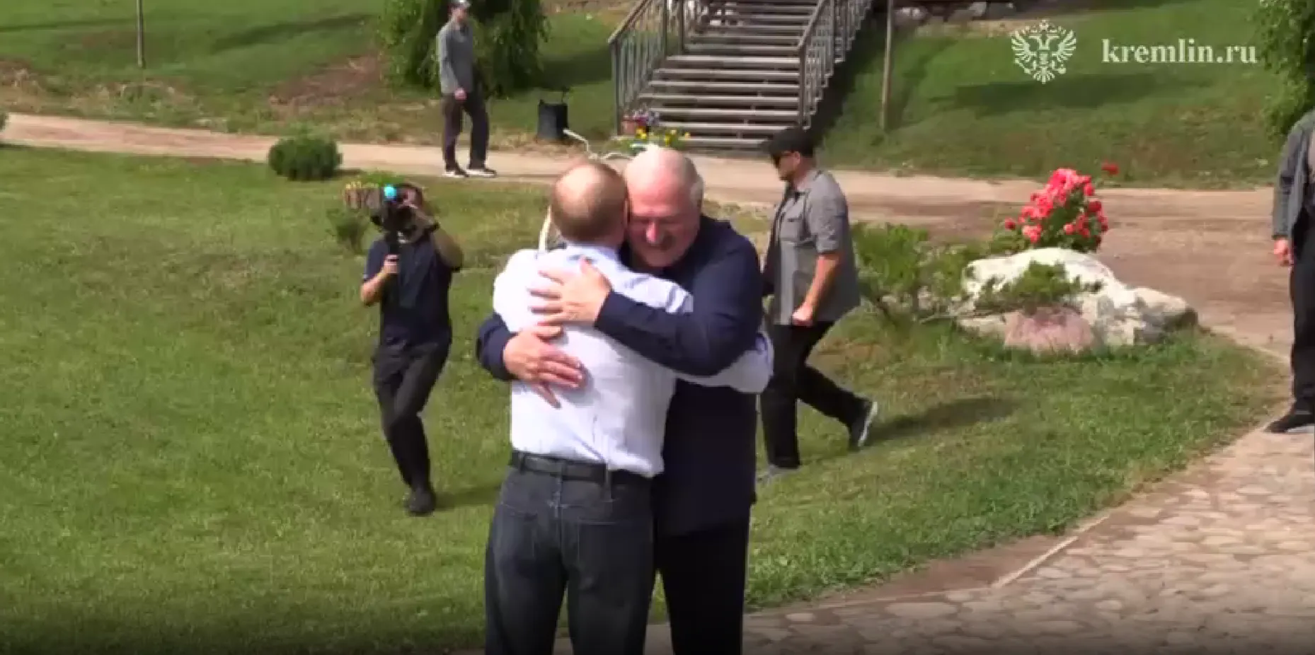 Появилось видео с неформальной встречи Путина и Лукашенко на Валааме