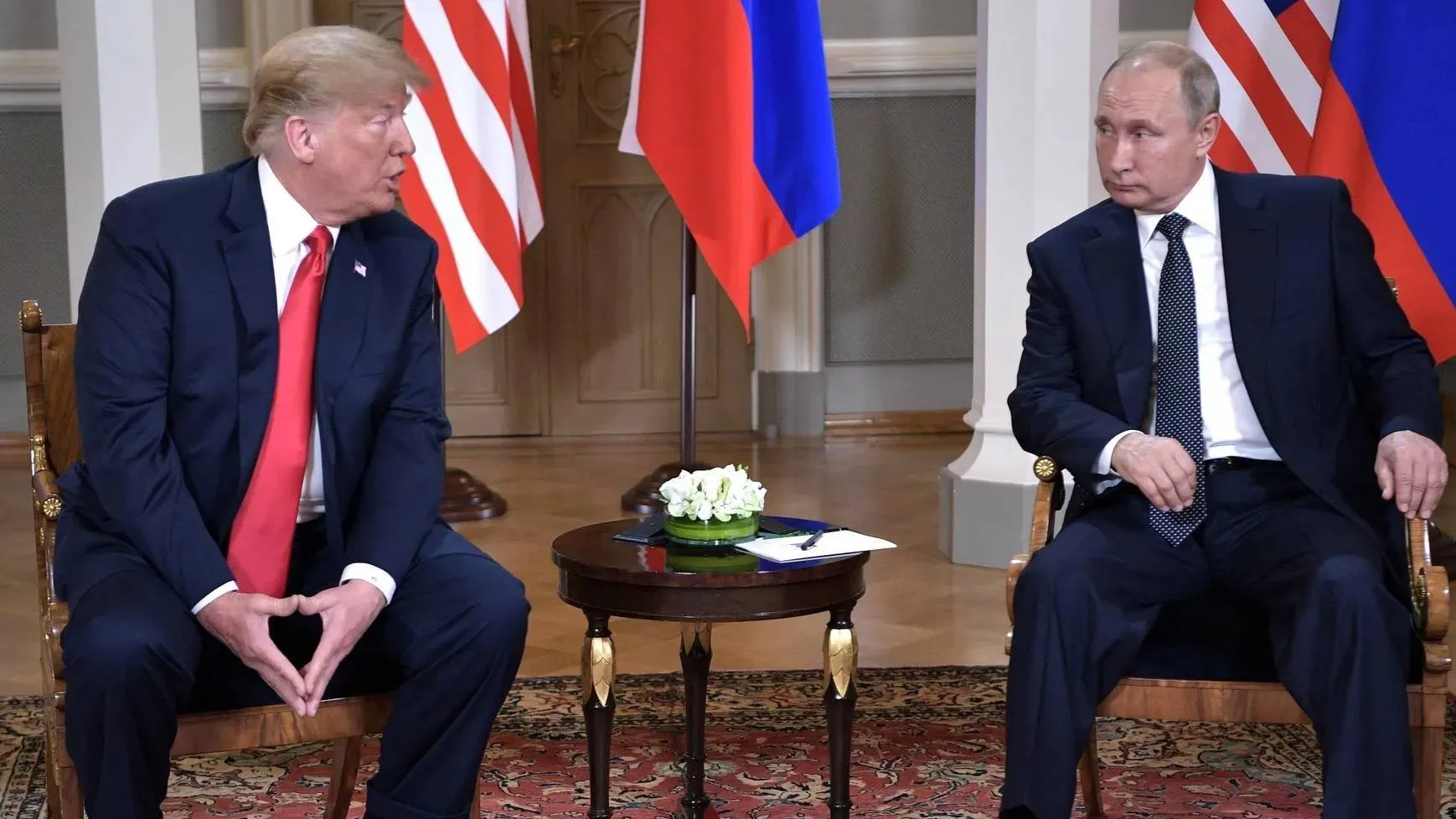 В Белом доме назвали место проведения встречи Путина и Трампа