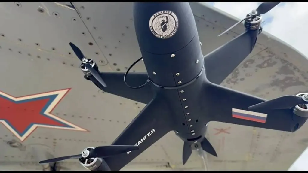 На видео сняли российский истребитель МиГ-29 с перехватчиком «Архангел»