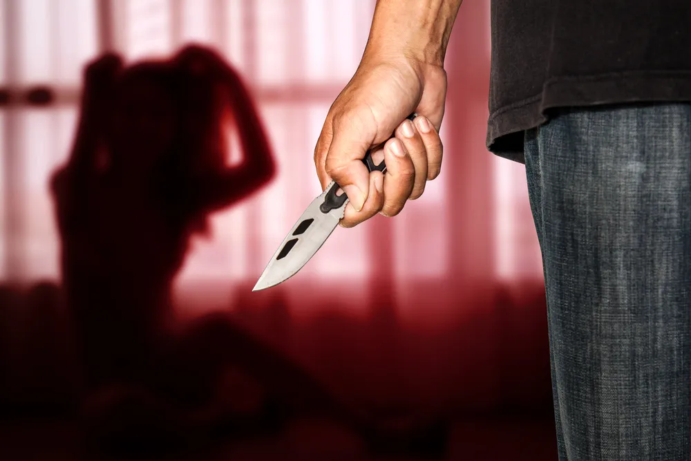 18-летний парень покромсал ножом всю свою семьи и покончил с собой в Москве