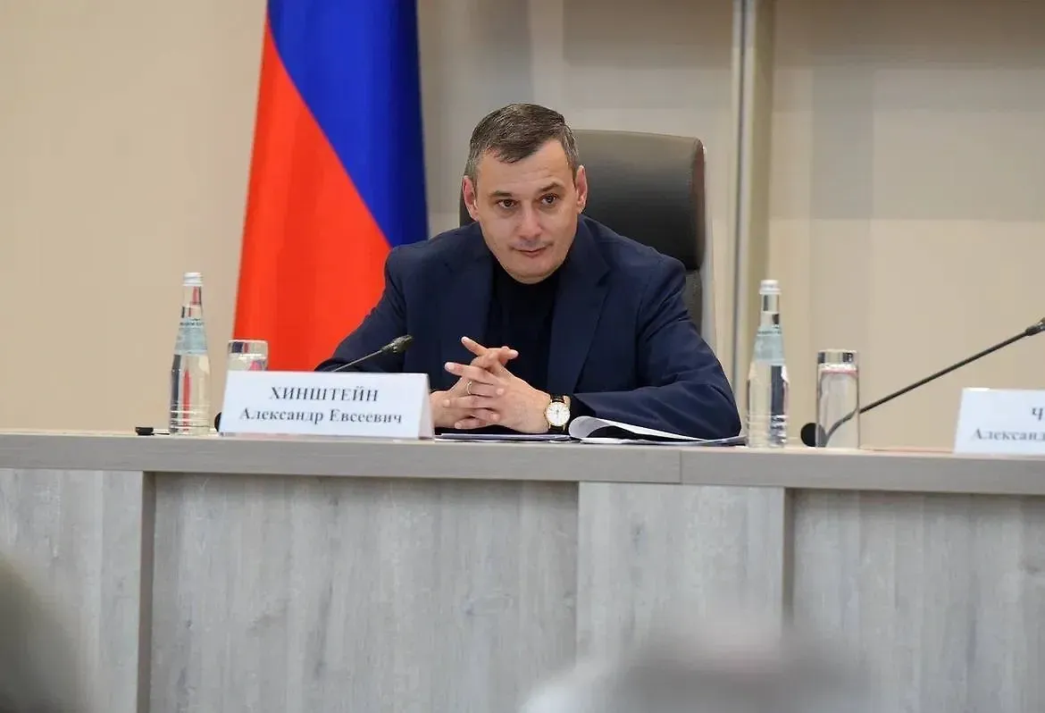 «Не зря кабинет освящал»: Хинштейн счёл признанием вины сделку Смирнова со следствием