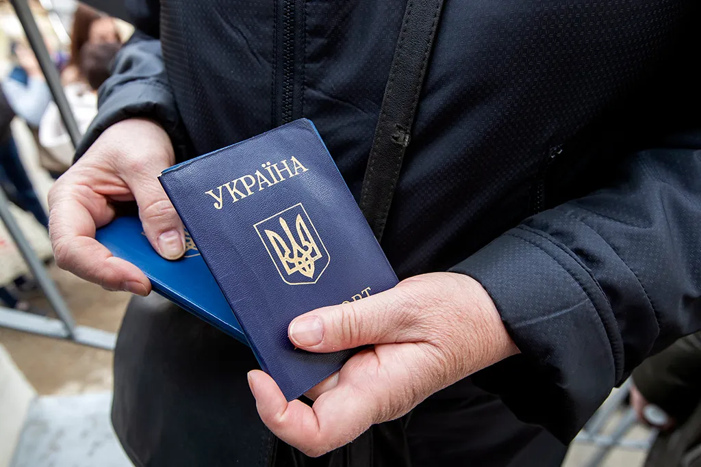 За сутки Украина вывезла с подконтрольной части ДНР более 3,6 тысячи человек

