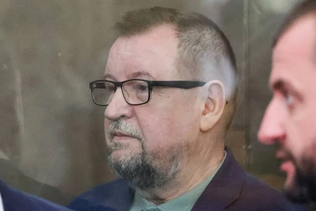 Генерала МВД Умнова отправили в тюрьму на 12 лет за взятку в 64 млн