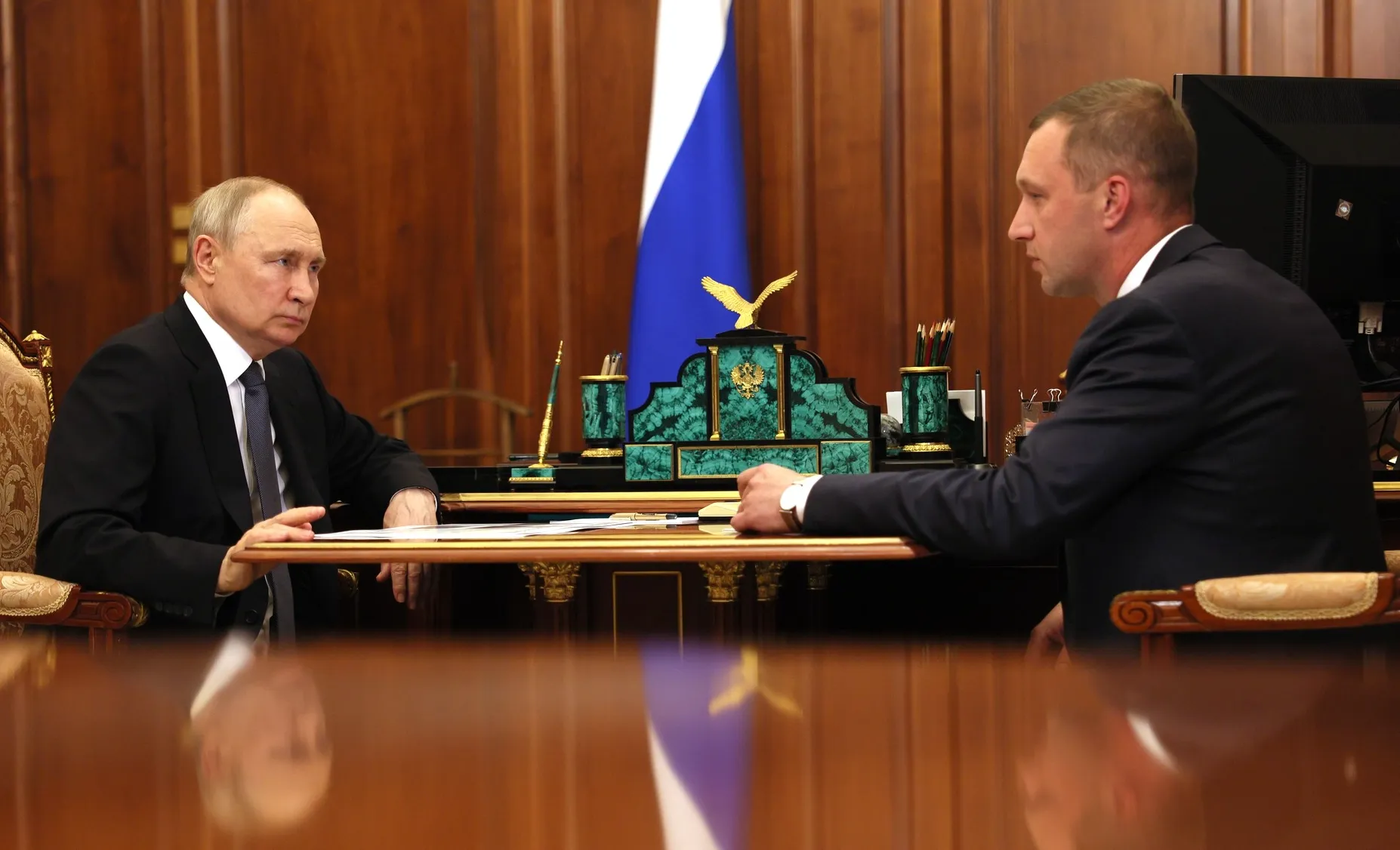 Путин обсудил с губернатором Бусаргиным развитие Саратовской области
