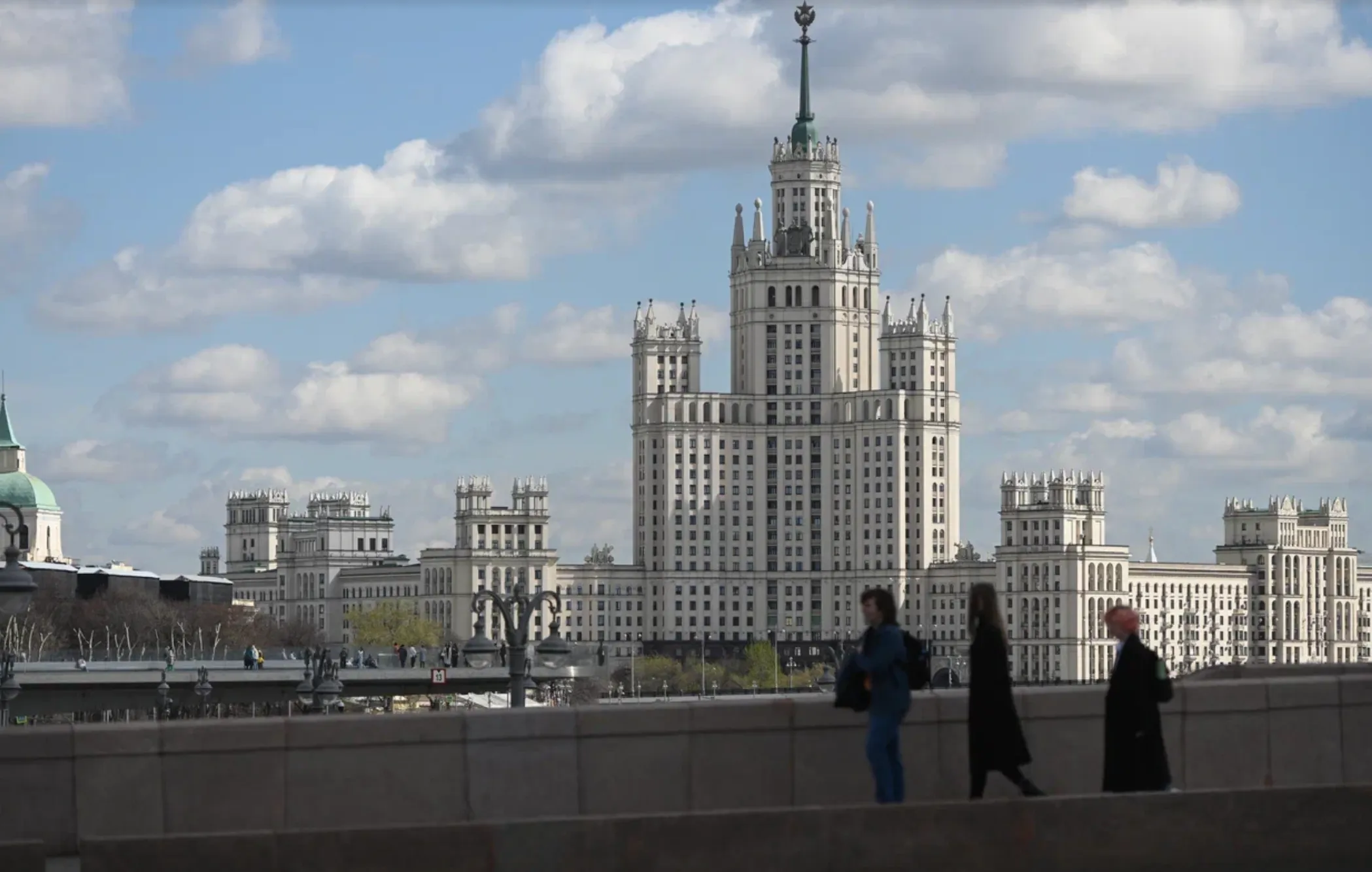 Россиянам рассказали о законах, вступающих в силу в сентябре