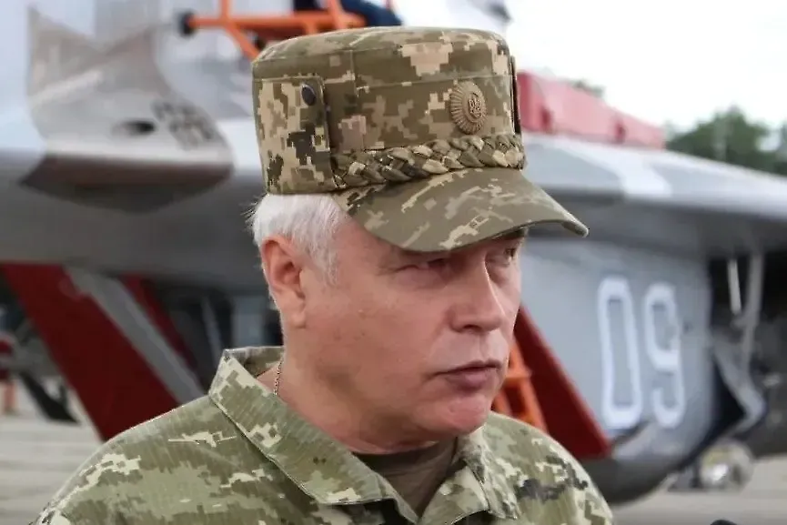 Побег от семьи: Выяснилось, кем был дед нового командующего ВВС Украины Кривоножко
