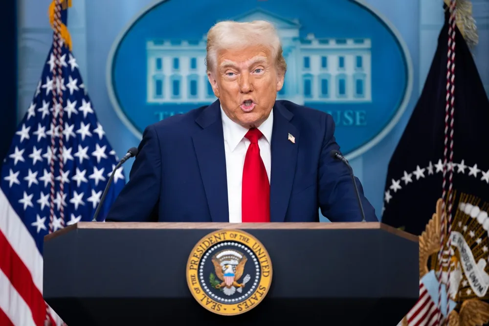 Трамп выступит из Белого дома с важным объявлением в 23:00