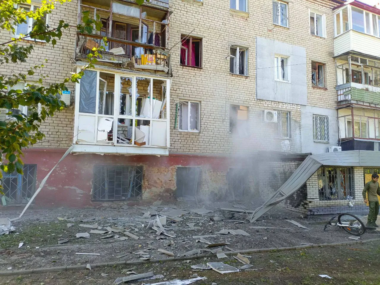 Балицкий: Десять человек пострадали при обстреле ВСУ многоэтажки в Васильевке