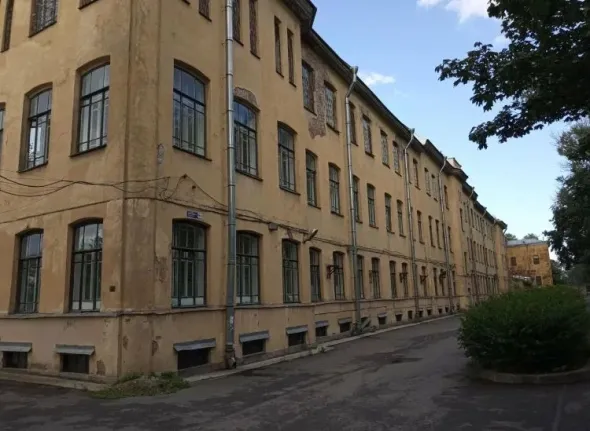 Здание психбольницы № 6 в Петербурге передадут Духовной академии РПЦ