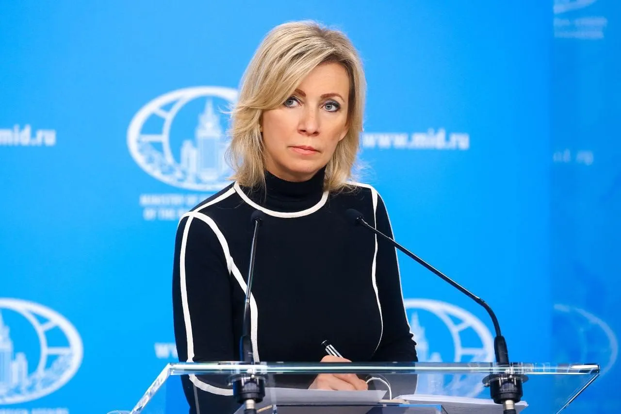 «Колоссальное давление»: Захарова отреагировала на упрёки Трампа в адрес России