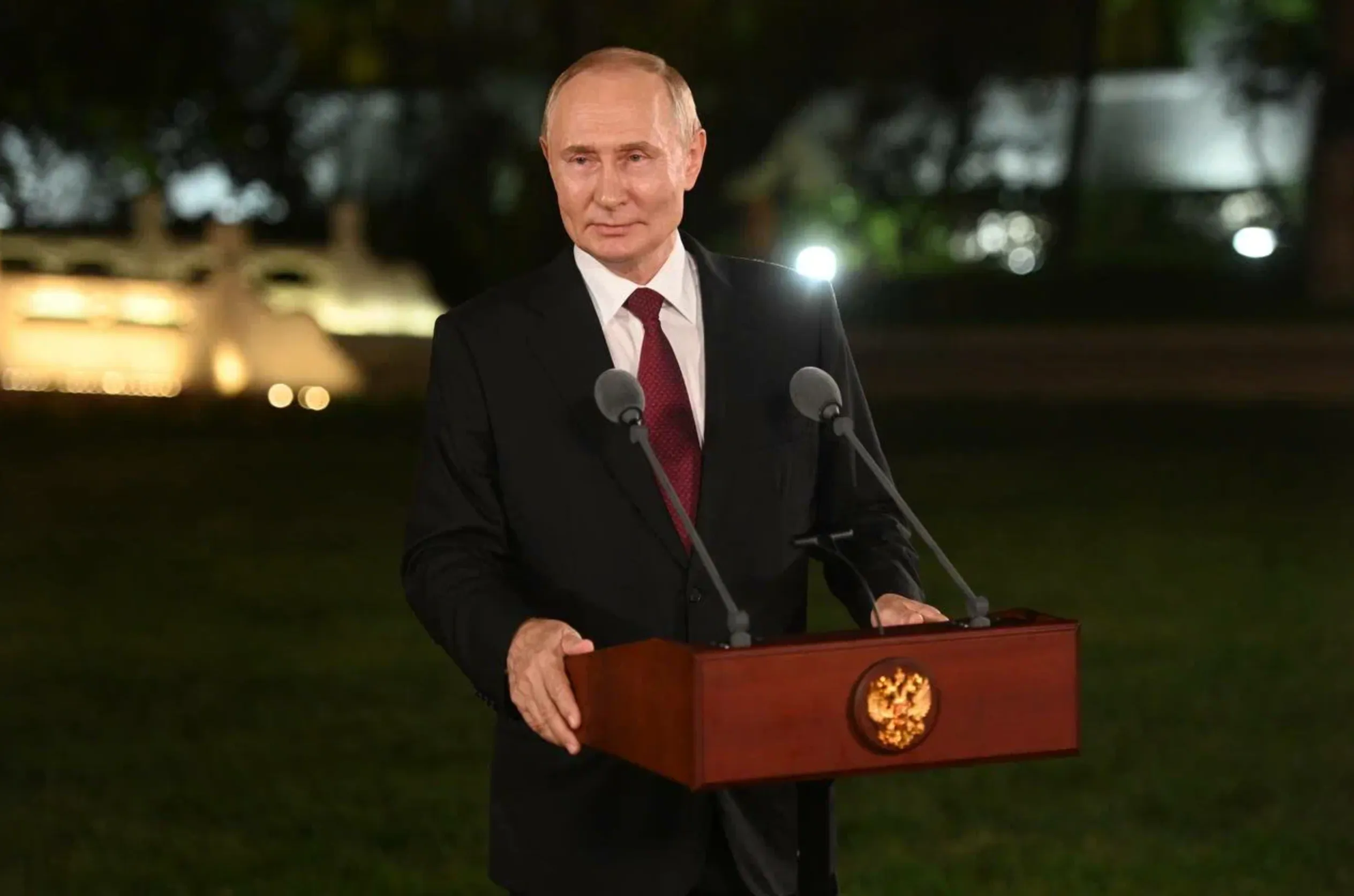 «Нихао!»: Путин заговорил по-китайски, обращаясь к художнику из КНР