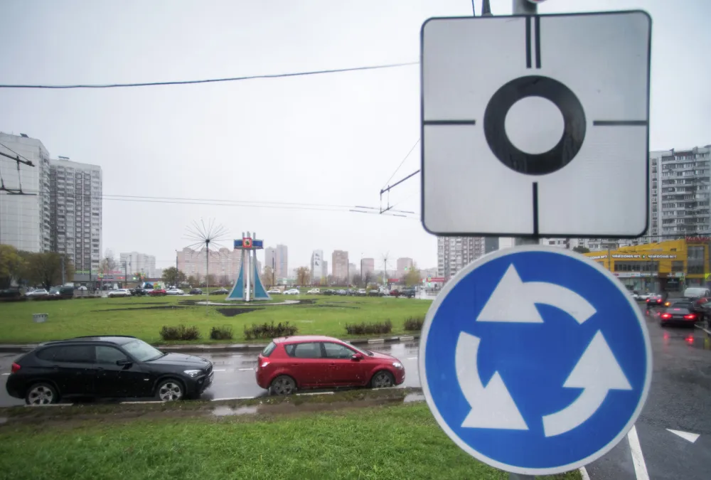 Водителям раскрыли пять опасных мест на дорогах, где орудуют автоподставщики