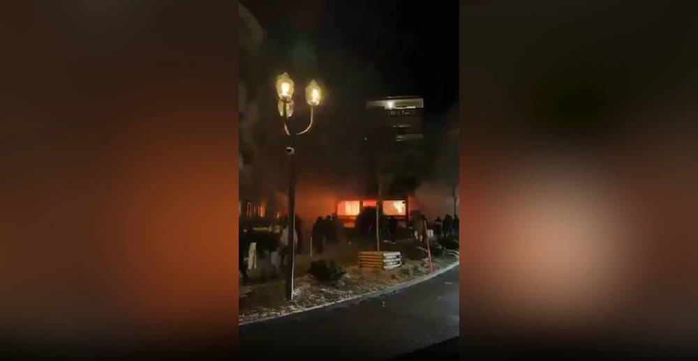 Более 40 погибших и около 100 раненных в Швейцарии после пожара на горнолыжном курорте