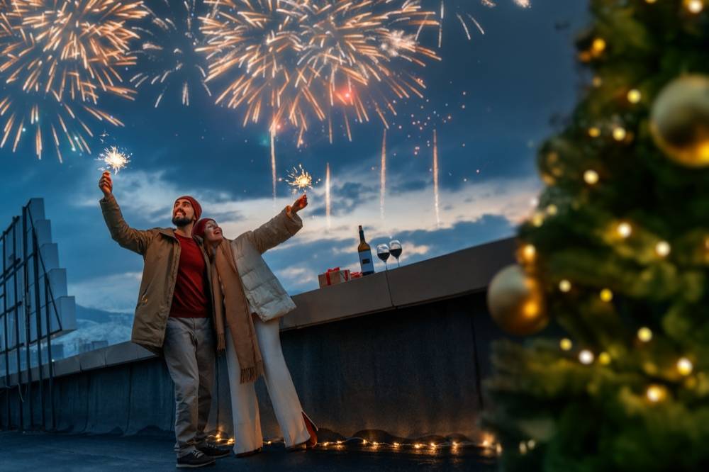 &laquo;Живём по двум календарям&raquo;: В РПЦ объяснили, почему россияне любят Старый Новый год