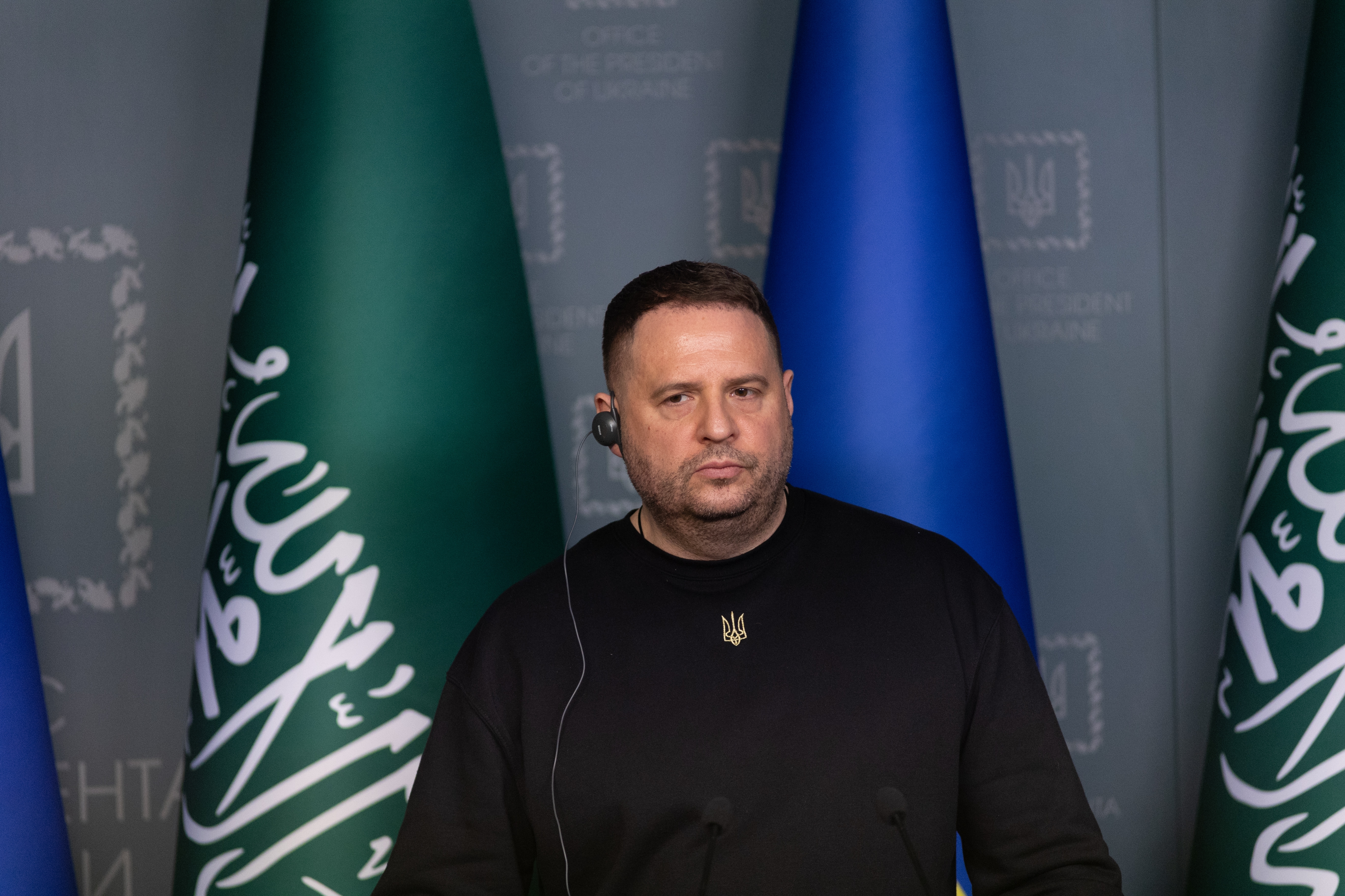 Кулеба назвал Ермака оппортунистом и недальновидным человеком