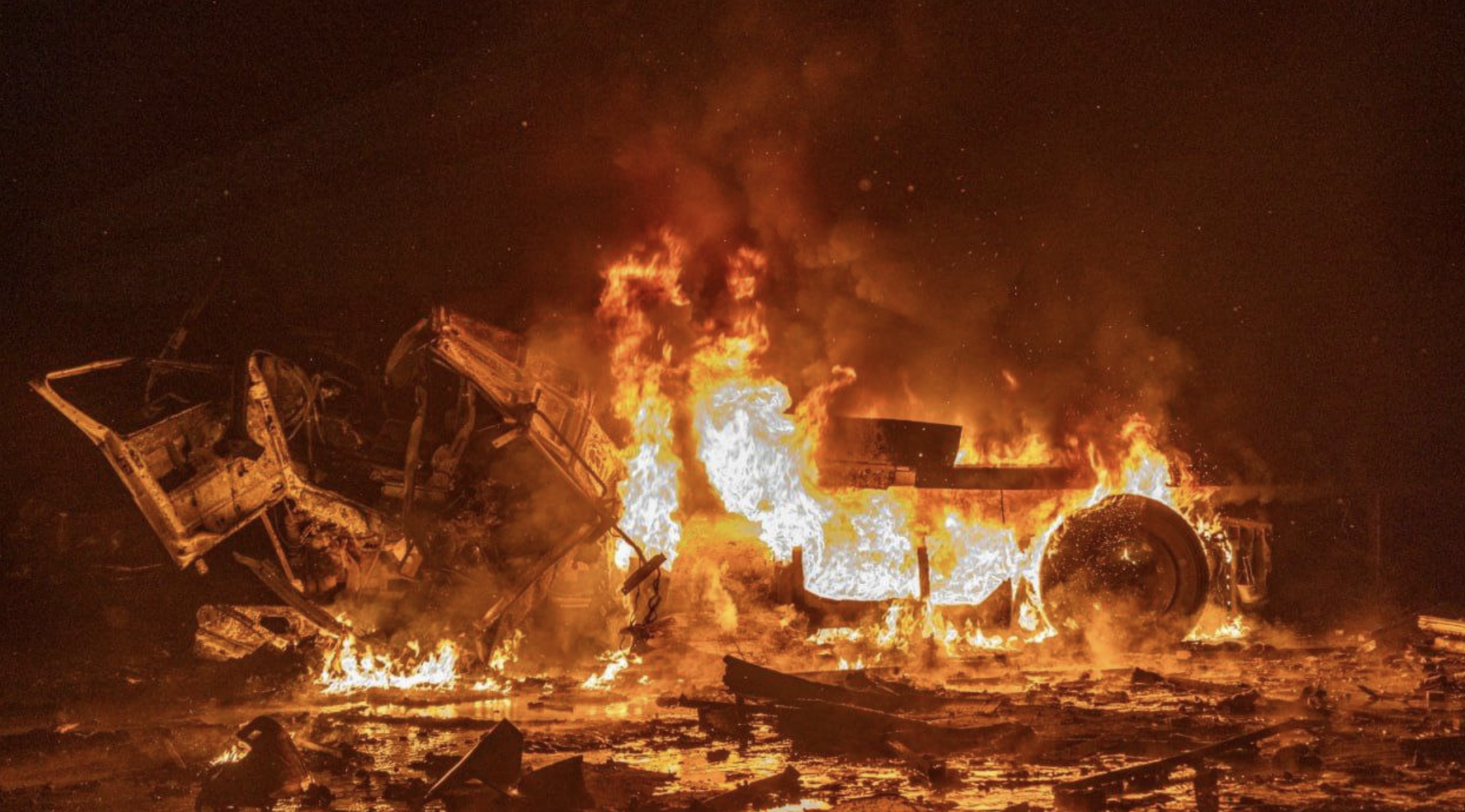 В Киеве прогремели взрывы, объявлена воздушная тревога