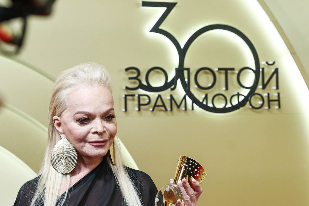 Лариса Долина стала лауреатом 30-й премии &laquo;Золотой граммофон&raquo;