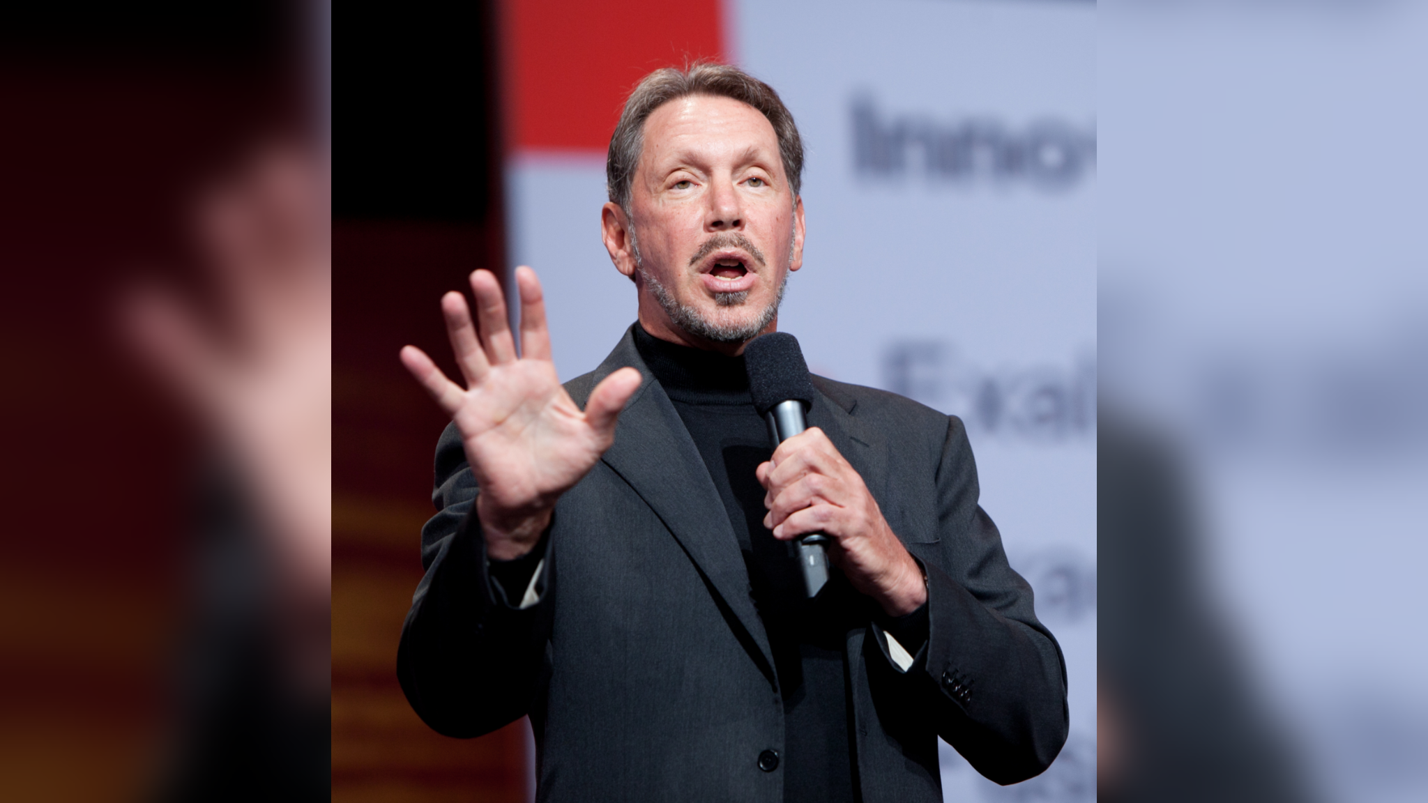 Миллиардер Ларри Эллисон срочно переименовал яхту из-за нацистского подтекста