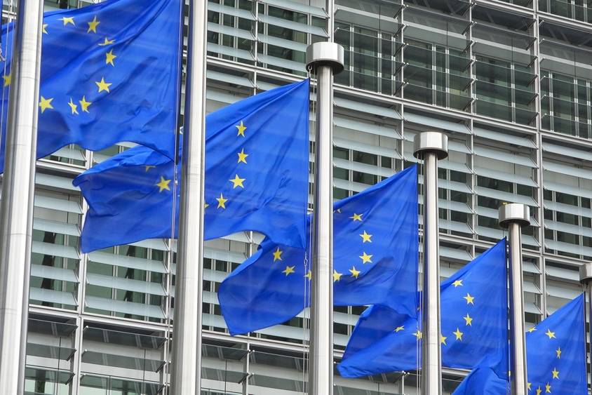 Латвия и Эстония призвали ЕС возобновить дипломатические каналы с Россией