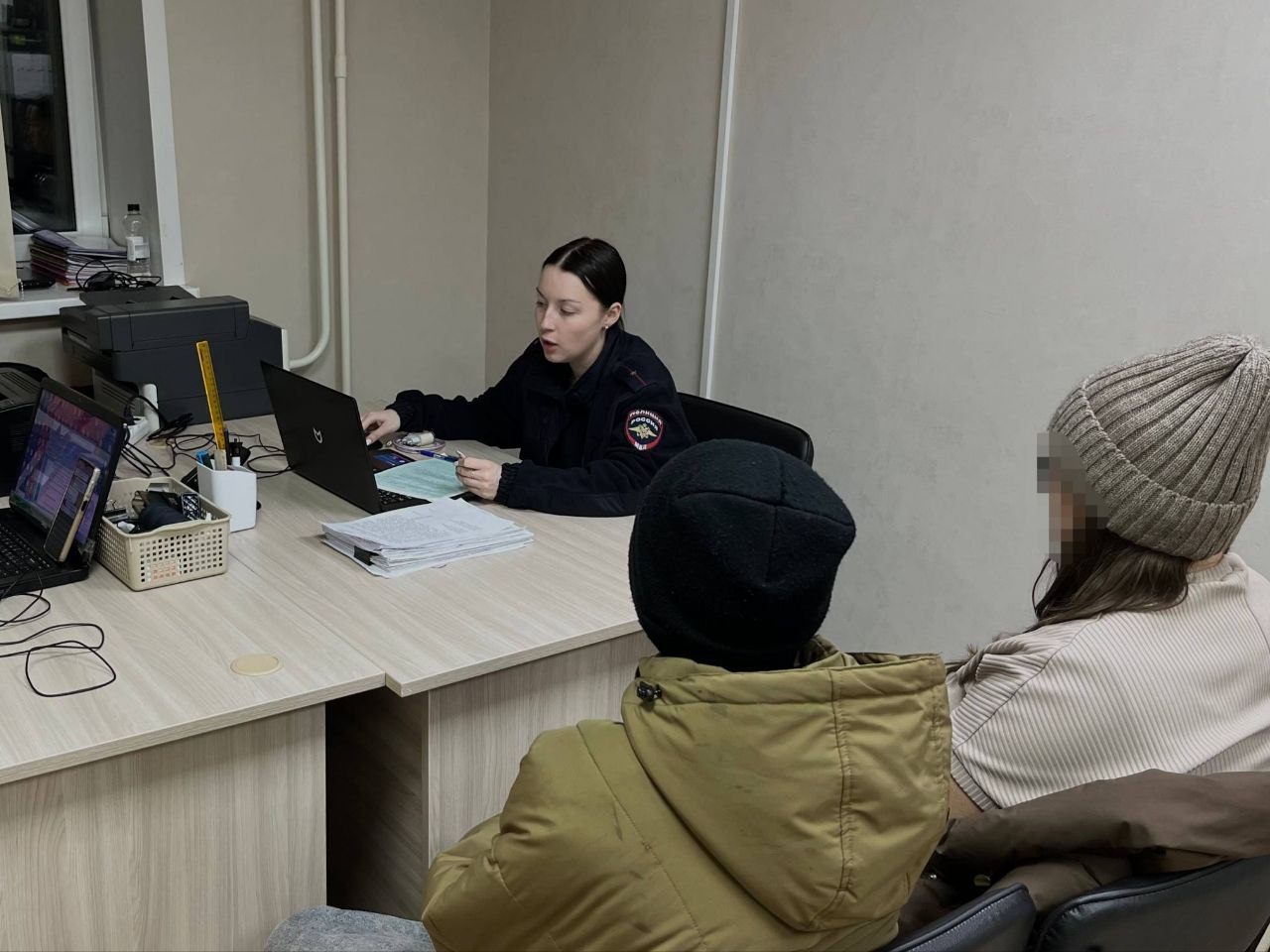 В Чебоксарах школьники подожгли проходившую мимо девушку, играясь с огнём