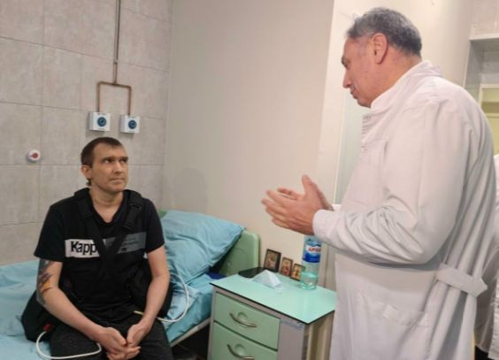 Уникальный пациент без пульса готовится к выписке из больницы в Санкт-Петербурге