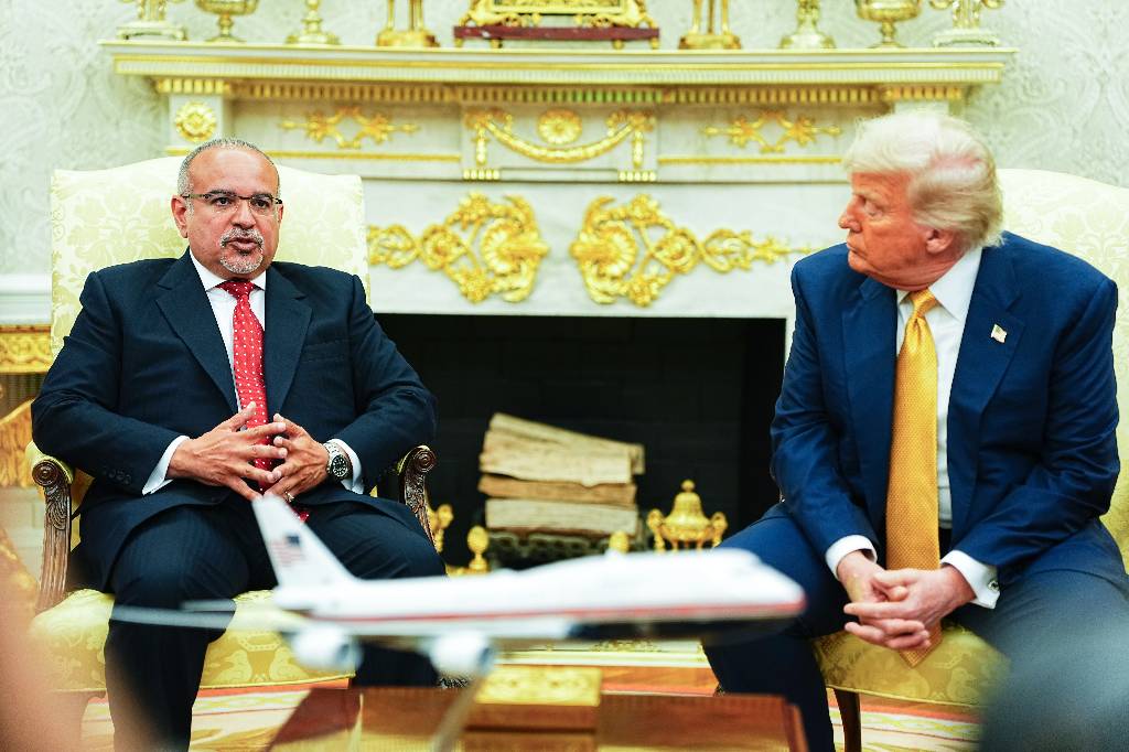 Король Бахрейна согласился принять участие в Совете мира США по Газе