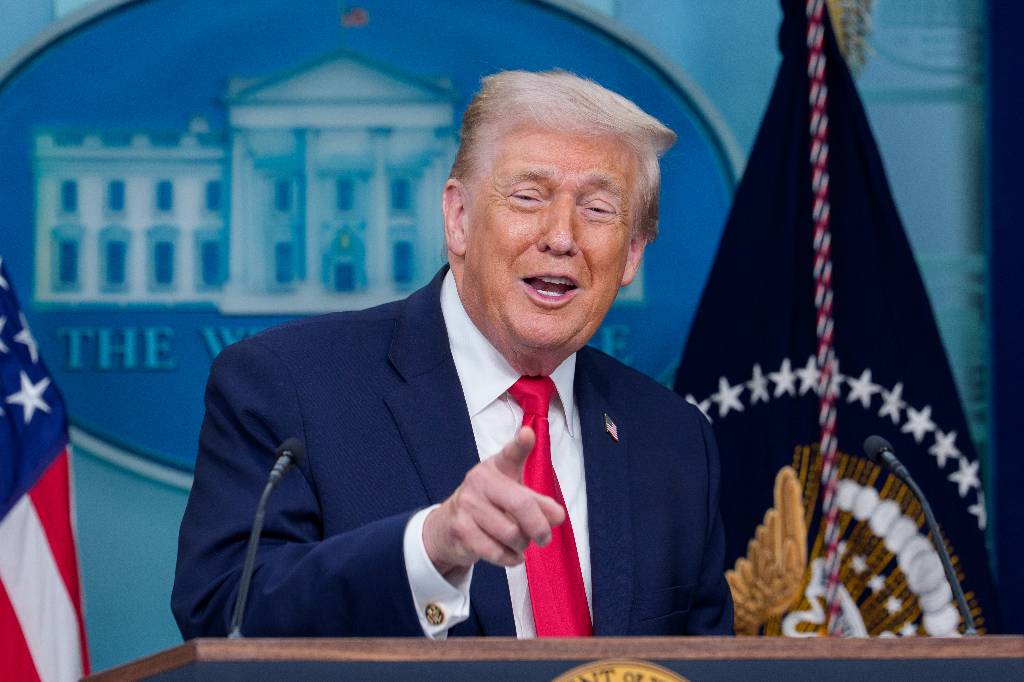 Трамп заявил об отличных отношениях с Путиным и Цзиньпином