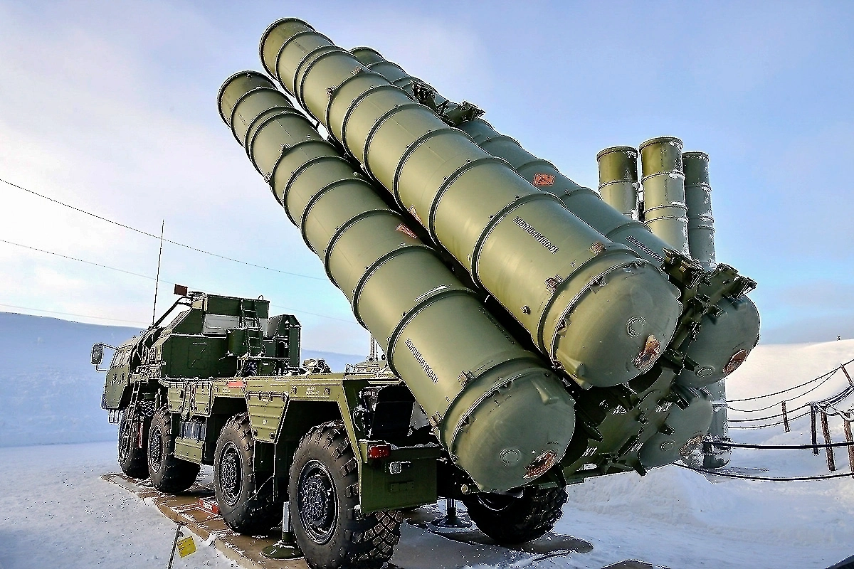 За ночь расчёты ПВО сбили 12 украинских беспилотников над регионами России