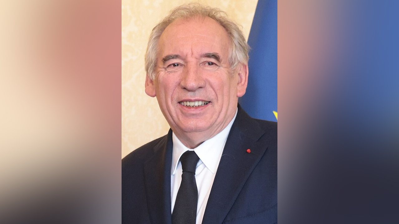 Престижную школу во Франции закроют после избиения дочери экс-премьера 