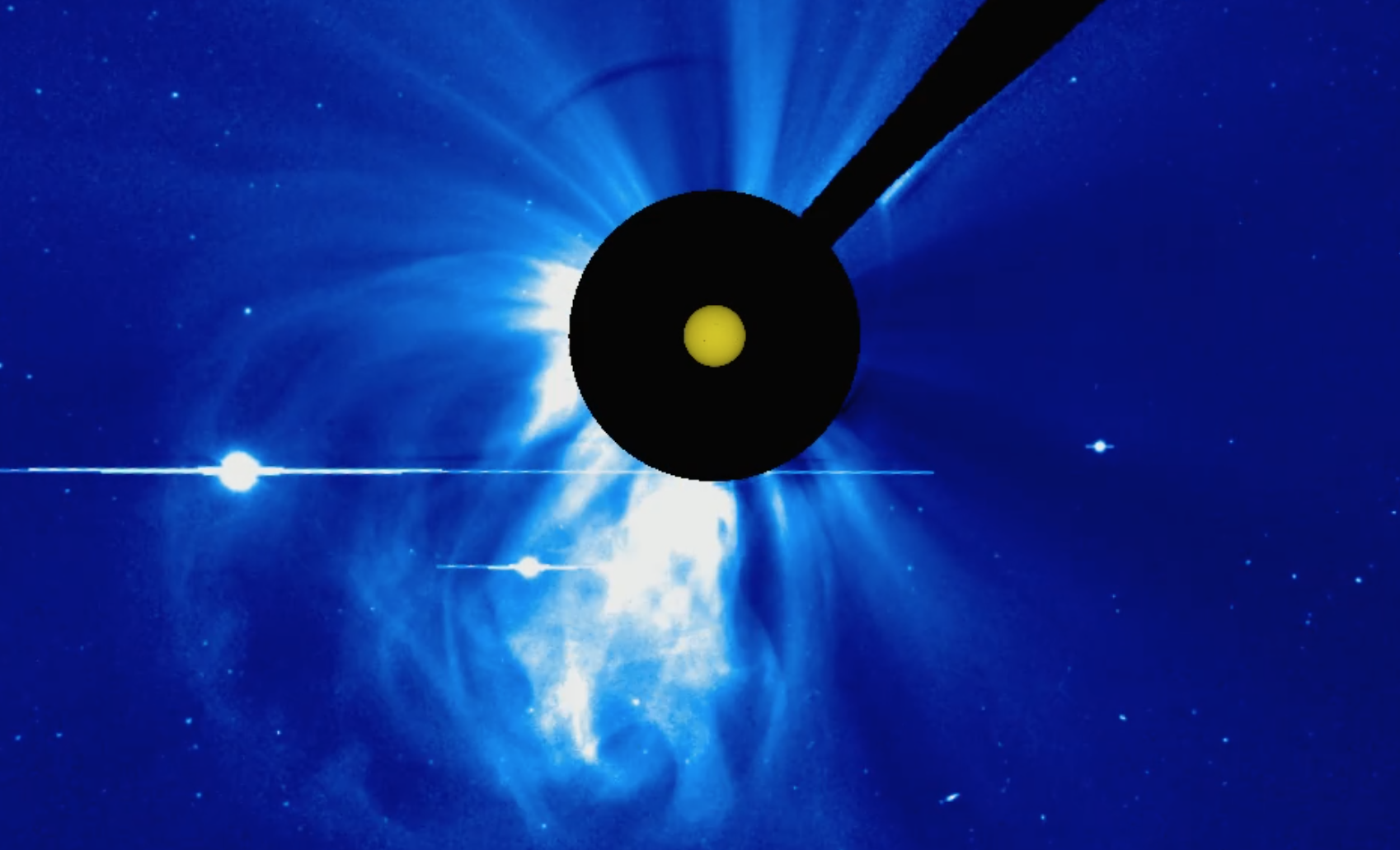 На поверхности Солнца зафиксирован крупный двойной взрыв