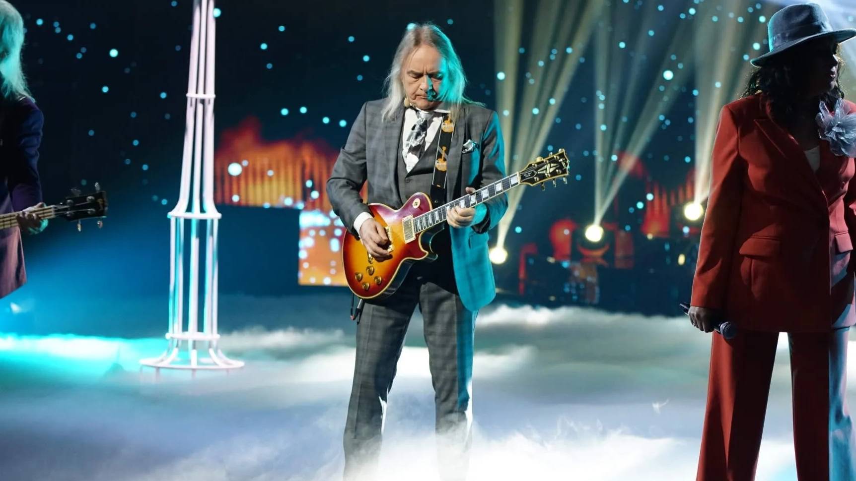 &laquo;Одни шестерки&raquo;: В трагических смертях гитаристов &laquo;Любэ&raquo; заметили признаки проклятия