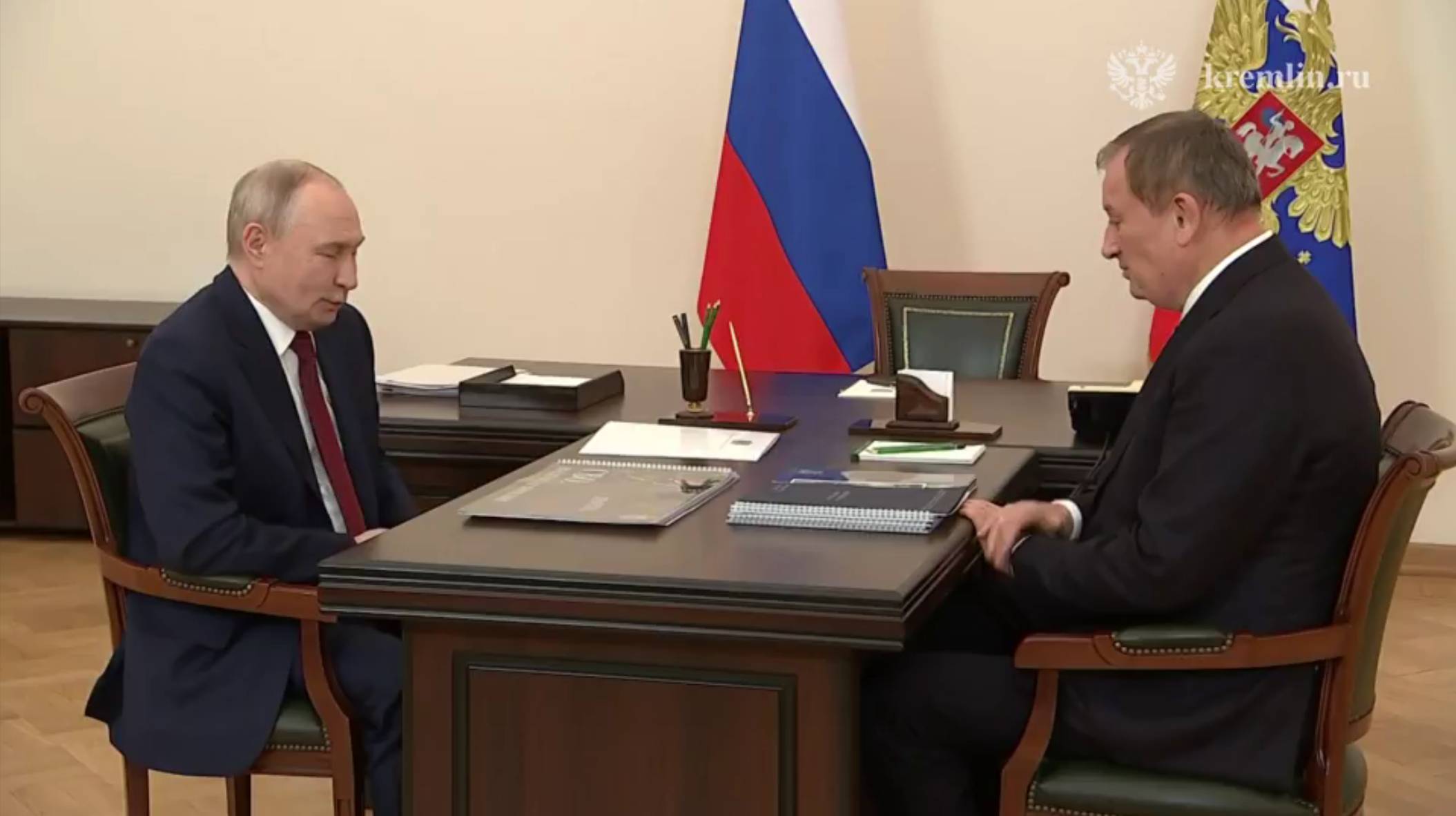 Путин обсудил с главой Ленобласти Дрозденко вопросы хозяйства и СВО